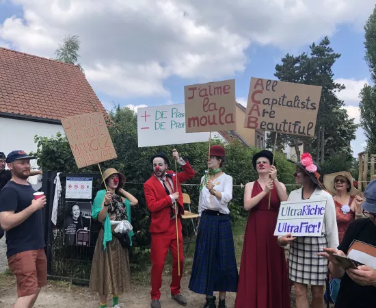 Parade Stop the rich